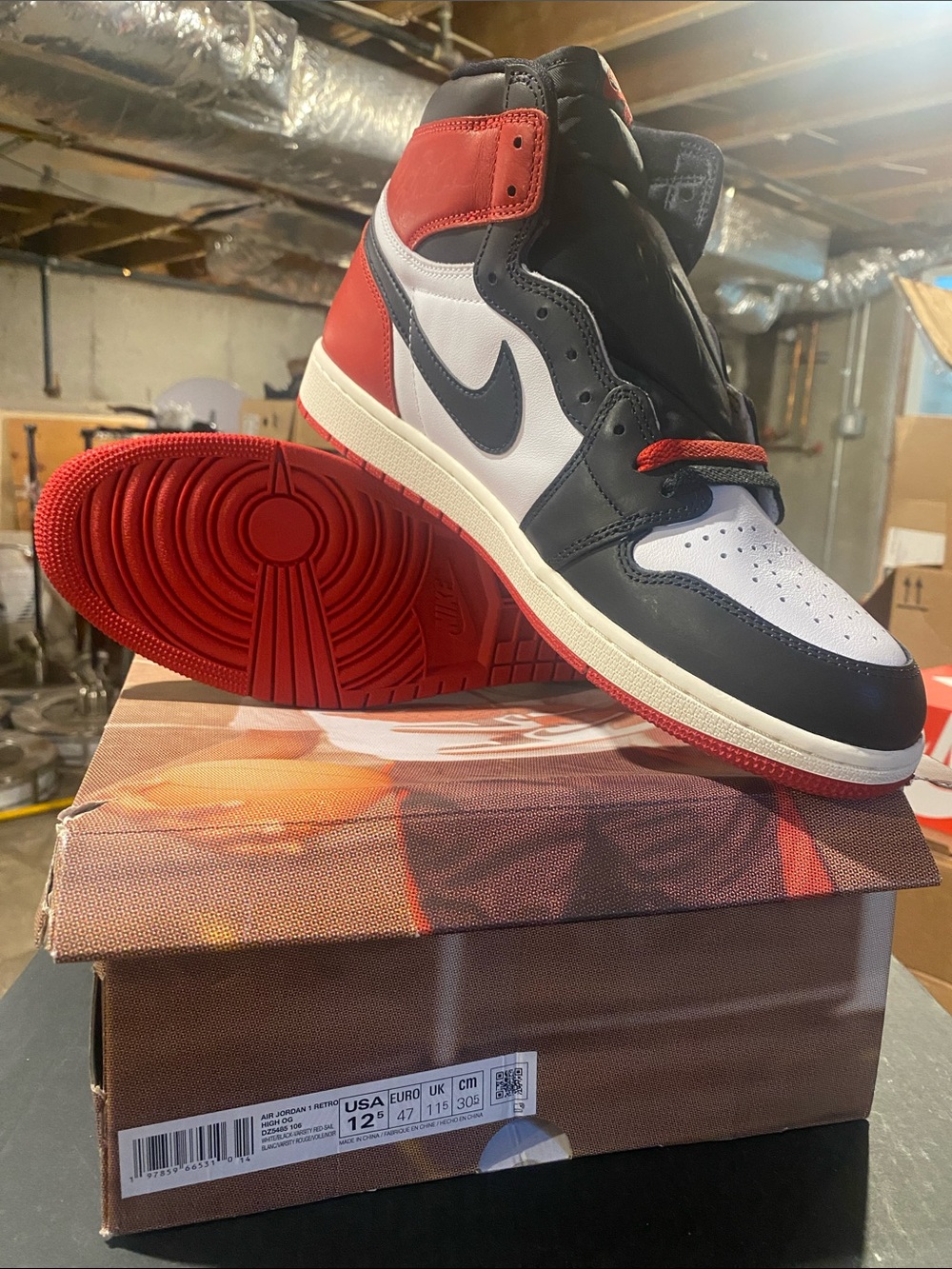 Nike Air Jordan 1 High - Black, White & Red